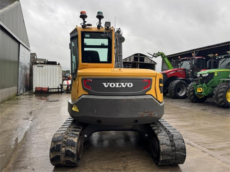 Volvo ECR88D Rubber Track Digger - Зглобен истоварувач: слика 5 Volvo ECR88D Rubber Track Digger - Зглобен истоварувач: слика 5