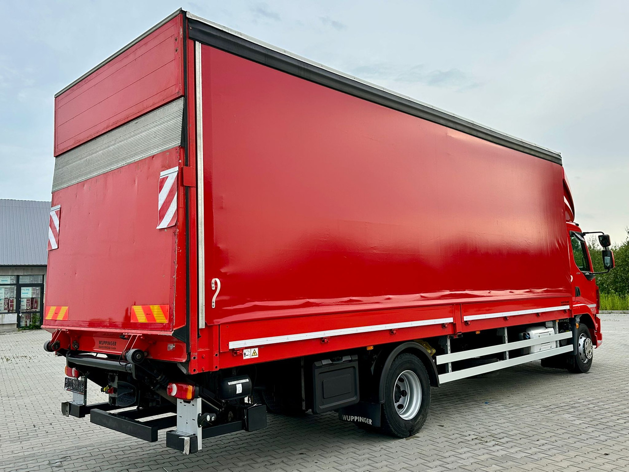 DAF LF 290 / BURTO - FIRANKA / 18 PALET / WINDA / 16 T DMC / SYPIALKA / 2020 ROK / SPROWADZONY - Камион со церада: слика 4 DAF LF 290 / BURTO - FIRANKA / 18 PALET / WINDA / 16 T DMC / SYPIALKA / 2020 ROK / SPROWADZONY - Камион со церада: слика 4