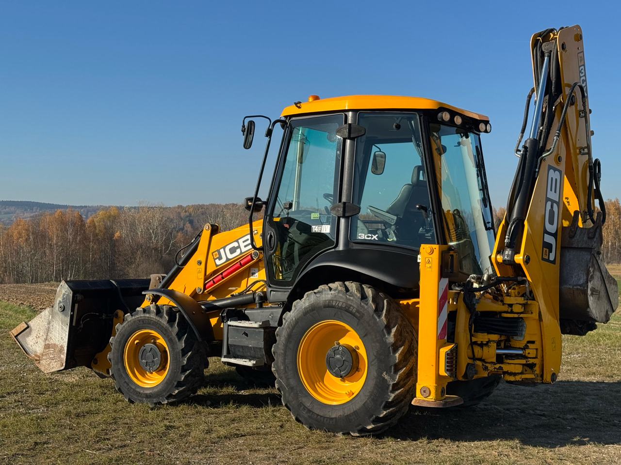 JCB 3CX / KOPARKO-ŁADOWARKA / 2019 ROK / 4200 MTH / KLIMATYZACJA / SPROWADZONA - Ровокопач: слика 4 JCB 3CX / KOPARKO-ŁADOWARKA / 2019 ROK / 4200 MTH / KLIMATYZACJA / SPROWADZONA - Ровокопач: слика 4