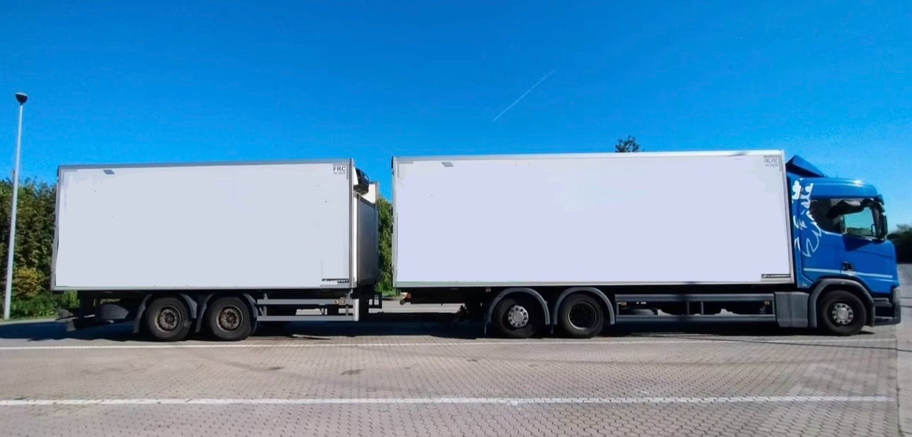 SCANIA ZESTAW / CHŁODNIA / LAMBERET / 6X2 / 36 EUROPALET / SERWISOWANY / AUTOMAT / SYPIALKA - Камион ладилник: слика 4 SCANIA ZESTAW / CHŁODNIA / LAMBERET / 6X2 / 36 EUROPALET / SERWISOWANY / AUTOMAT / SYPIALKA - Камион ладилник: слика 4