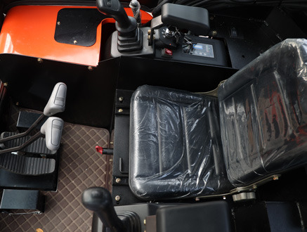 KUBOTA Diesel Mini excavator 2.5 Ton - Müller Machinery MB 25 - VKSH - Мини багер: слика 4 KUBOTA Diesel Mini excavator 2.5 Ton - Müller Machinery MB 25 - VKSH - Мини багер: слика 4