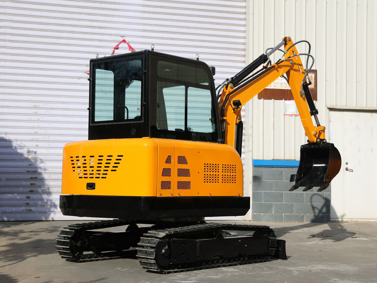 Müller Machinery - Xinchai 4D32 Motor Diesel Mini excavator 3.5 Ton - Müller Machinery MB 35 - VKSH - Мини багер: слика 4 Müller Machinery - Xinchai 4D32 Motor Diesel Mini excavator 3.5 Ton - Müller Machinery MB 35 - VKSH - Мини багер: слика 4
