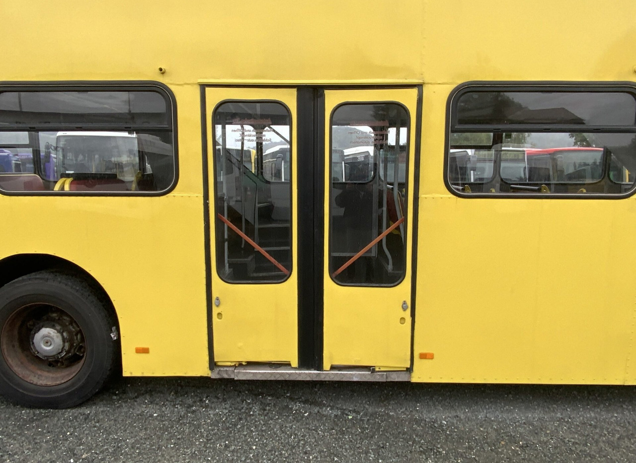 Двокатен автобус MAN SD 200: слика 6