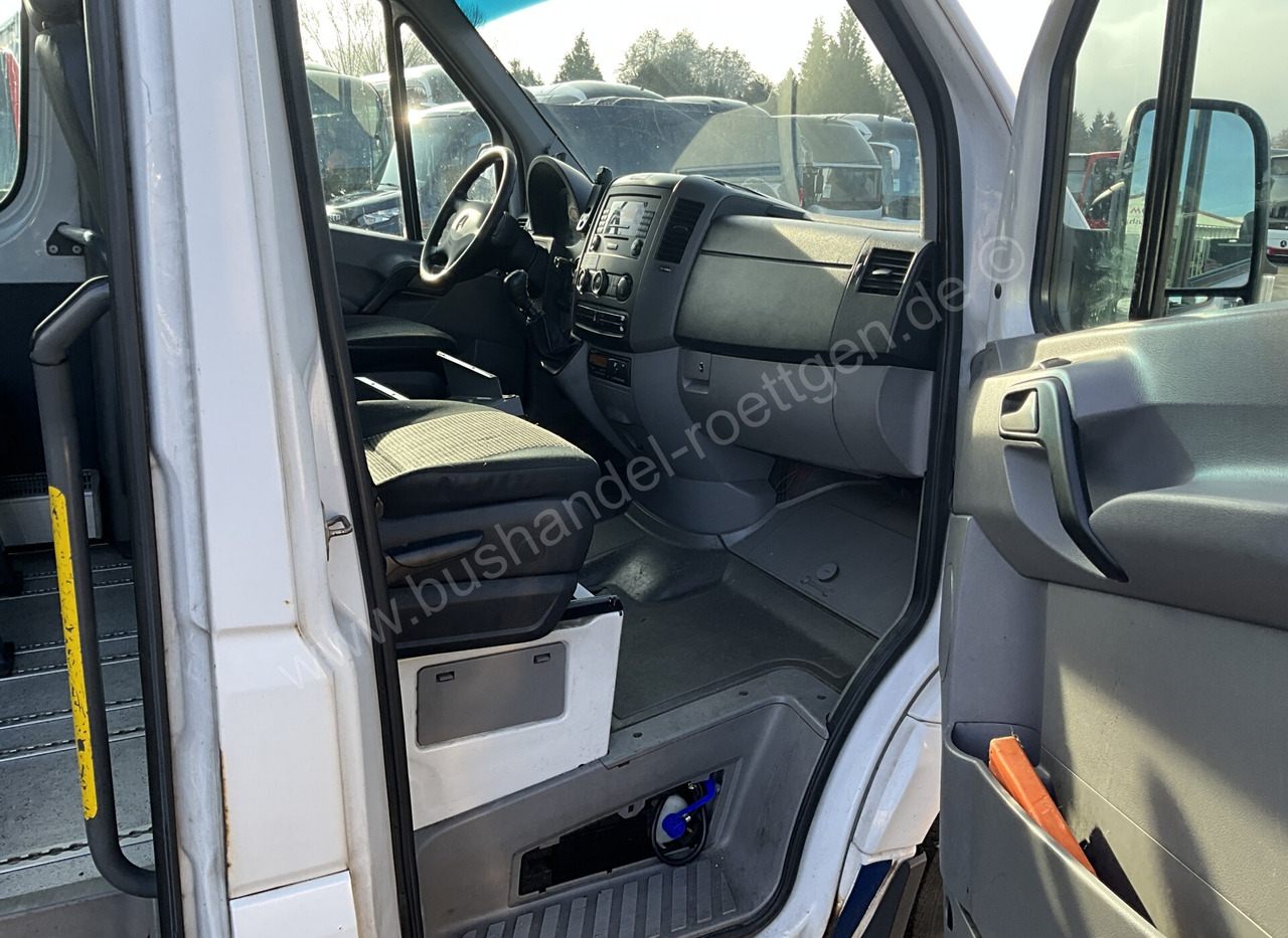 Mercedes-Benz Sprinter - Минибус, Патничко комбе: слика 5 Mercedes-Benz Sprinter - Минибус, Патничко комбе: слика 5