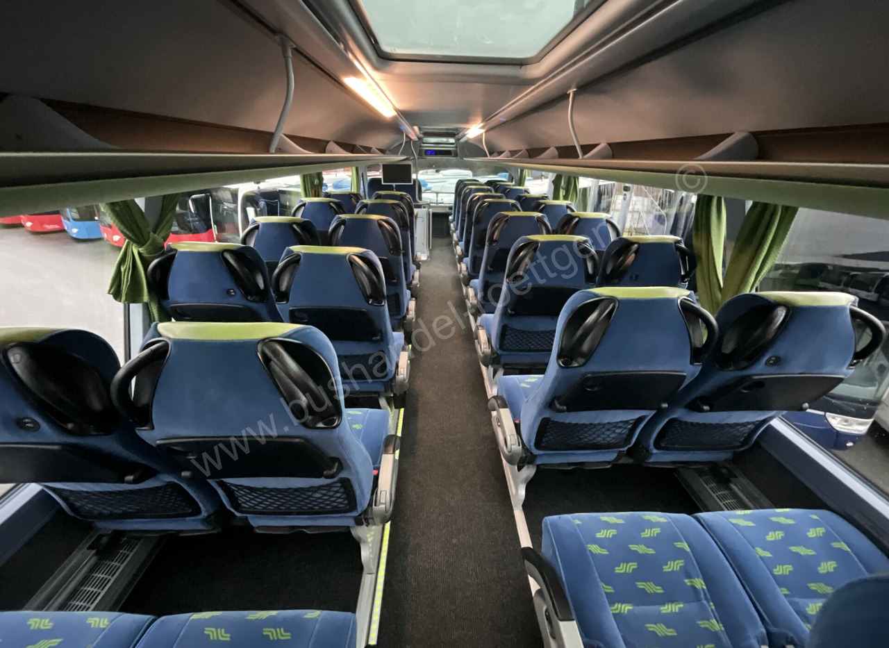 Двокатен автобус Neoplan Skyliner L P06: слика 24 Двокатен автобус Neoplan Skyliner L P06: слика 24