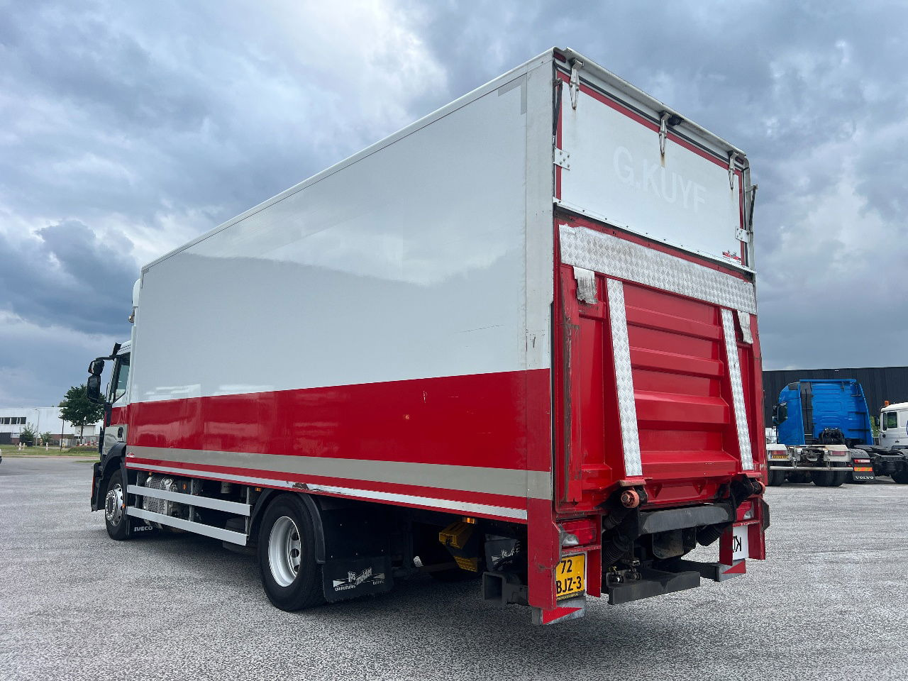 Iveco Stralis 310 AD, 19Ton, Euro 6 - Камион сандучар: слика 4 Iveco Stralis 310 AD, 19Ton, Euro 6 - Камион сандучар: слика 4
