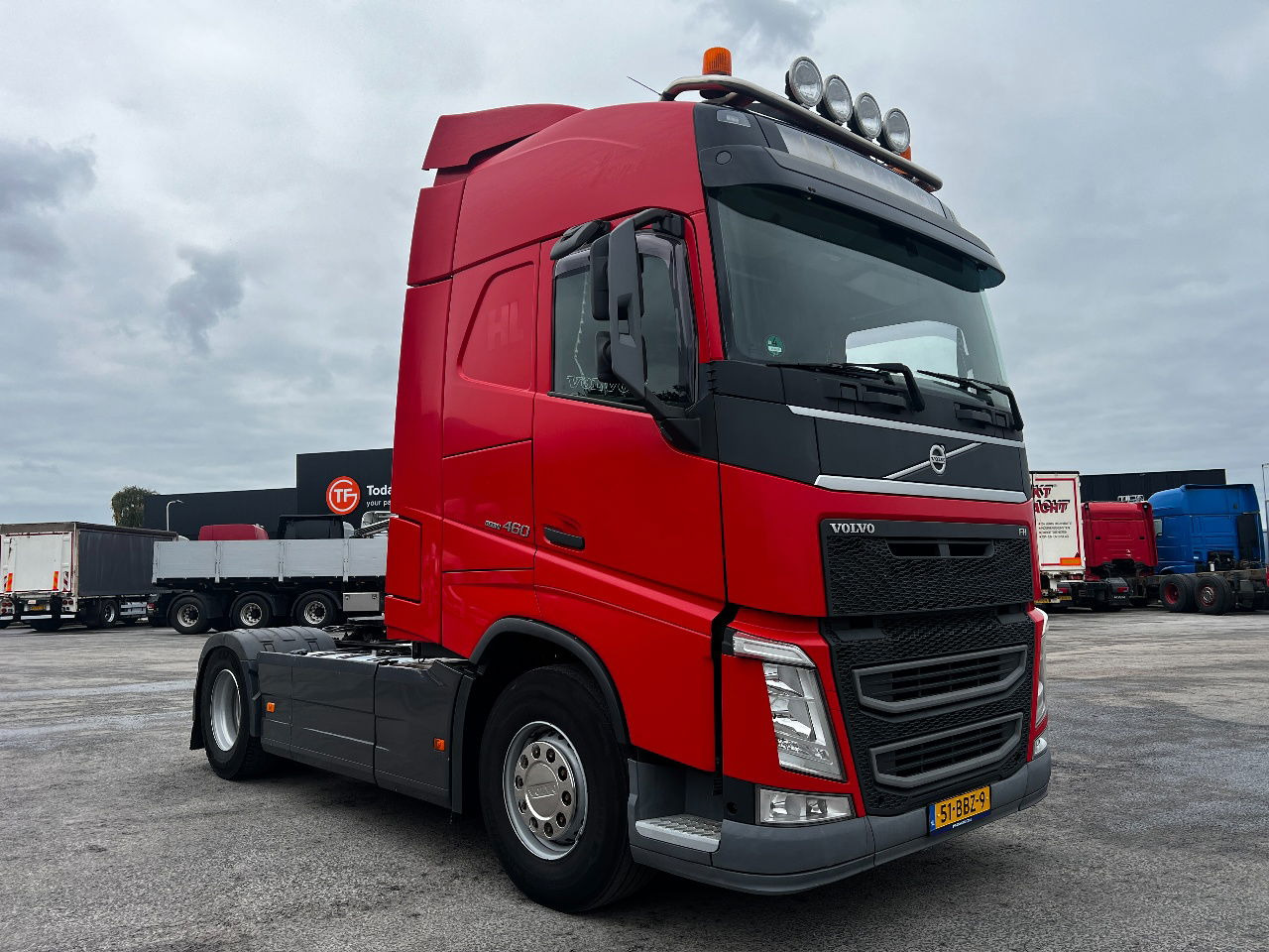 Volvo FH 460 Globe, Hydraulic, Euro 6 - Камион влекач: слика 2 Volvo FH 460 Globe, Hydraulic, Euro 6 - Камион влекач: слика 2