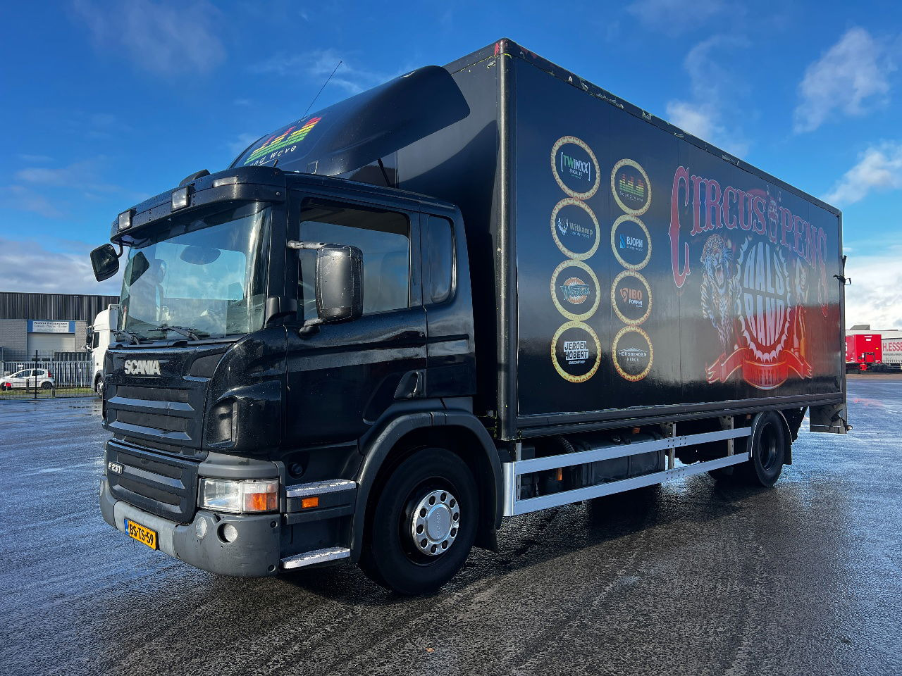 Scania P230 Euro 4, APK tot 09-2026 - Камион сандучар: слика 1 Scania P230 Euro 4, APK tot 09-2026 - Камион сандучар: слика 1