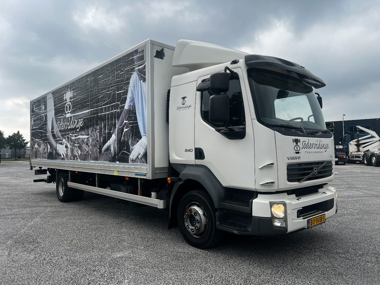 Volvo FL 12.240 Euro 5, NL truck - Камион сандучар: слика 2 Volvo FL 12.240 Euro 5, NL truck - Камион сандучар: слика 2