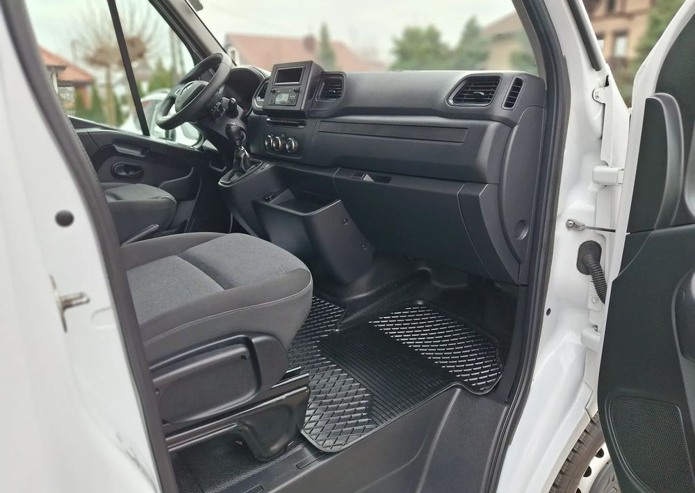 Комбе со церада Renault Master: слика 8