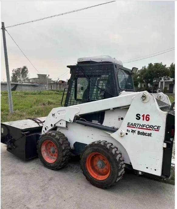 Bobcat S 16 - Компактен натоварувач: слика 3 Bobcat S 16 - Компактен натоварувач: слика 3