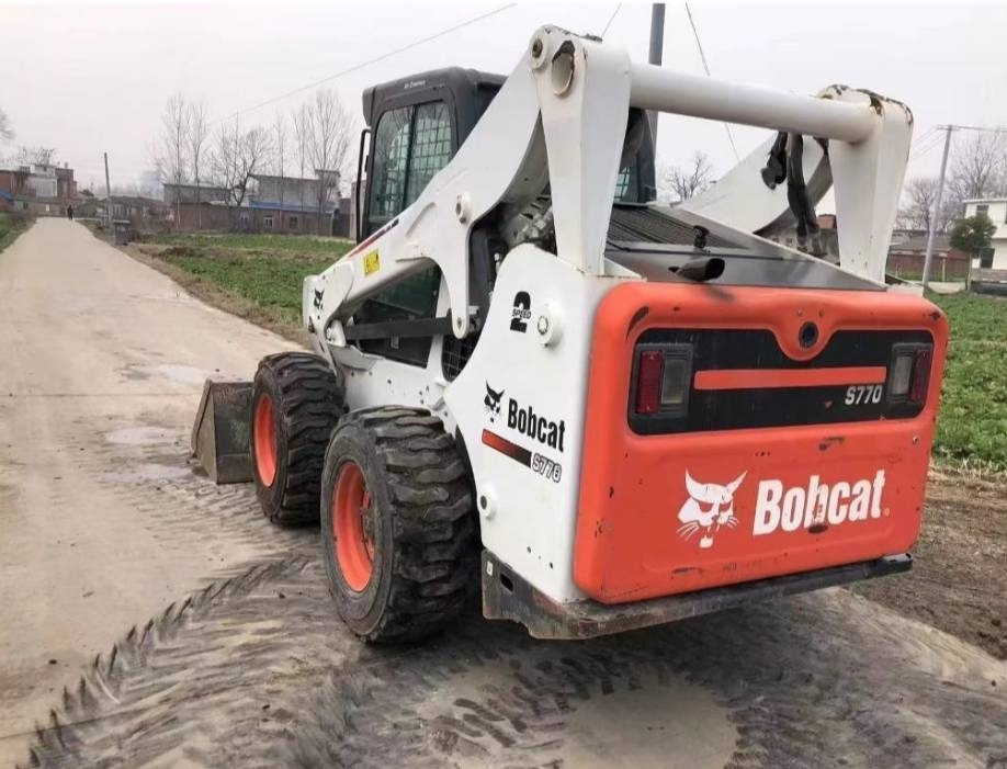 Bobcat S 770 - Компактен натоварувач: слика 2 Bobcat S 770 - Компактен натоварувач: слика 2