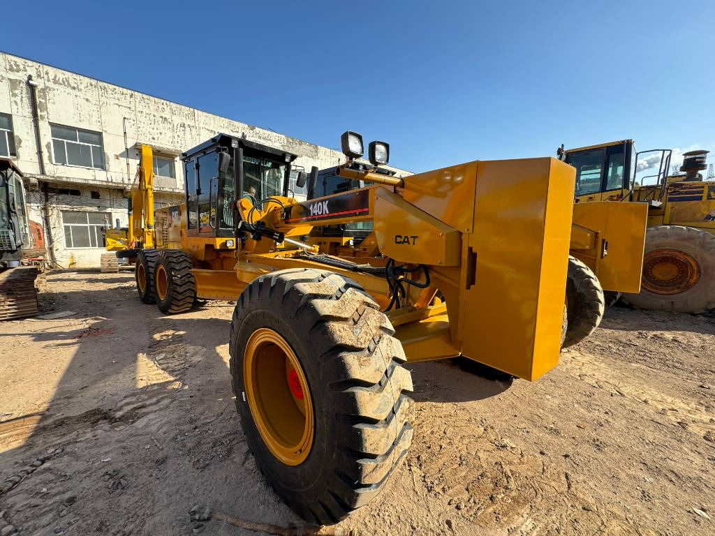CAT 140 K - Порамнувач: слика 4 CAT 140 K - Порамнувач: слика 4