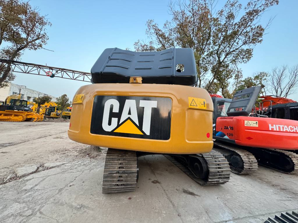 CAT 320 D-C7.1 enging - Багер гасеничар: слика 3 CAT 320 D-C7.1 enging - Багер гасеничар: слика 3
