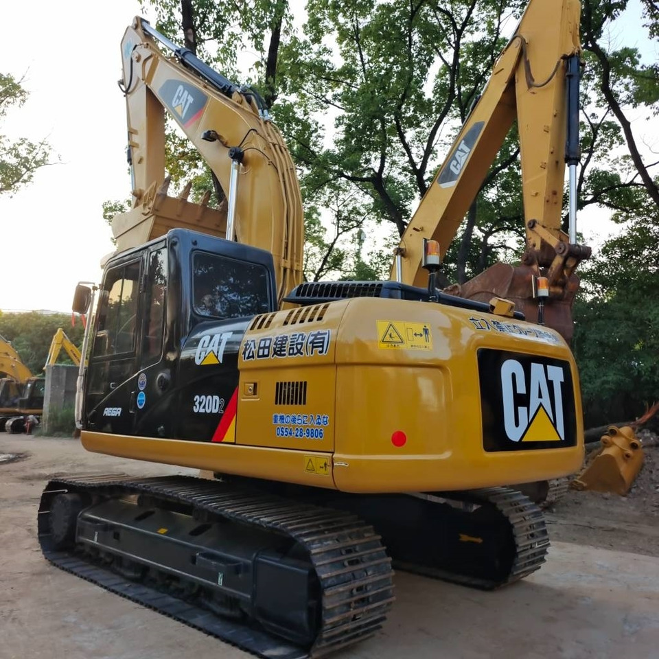 CAT 320 D - Багер гасеничар: слика 2 CAT 320 D - Багер гасеничар: слика 2