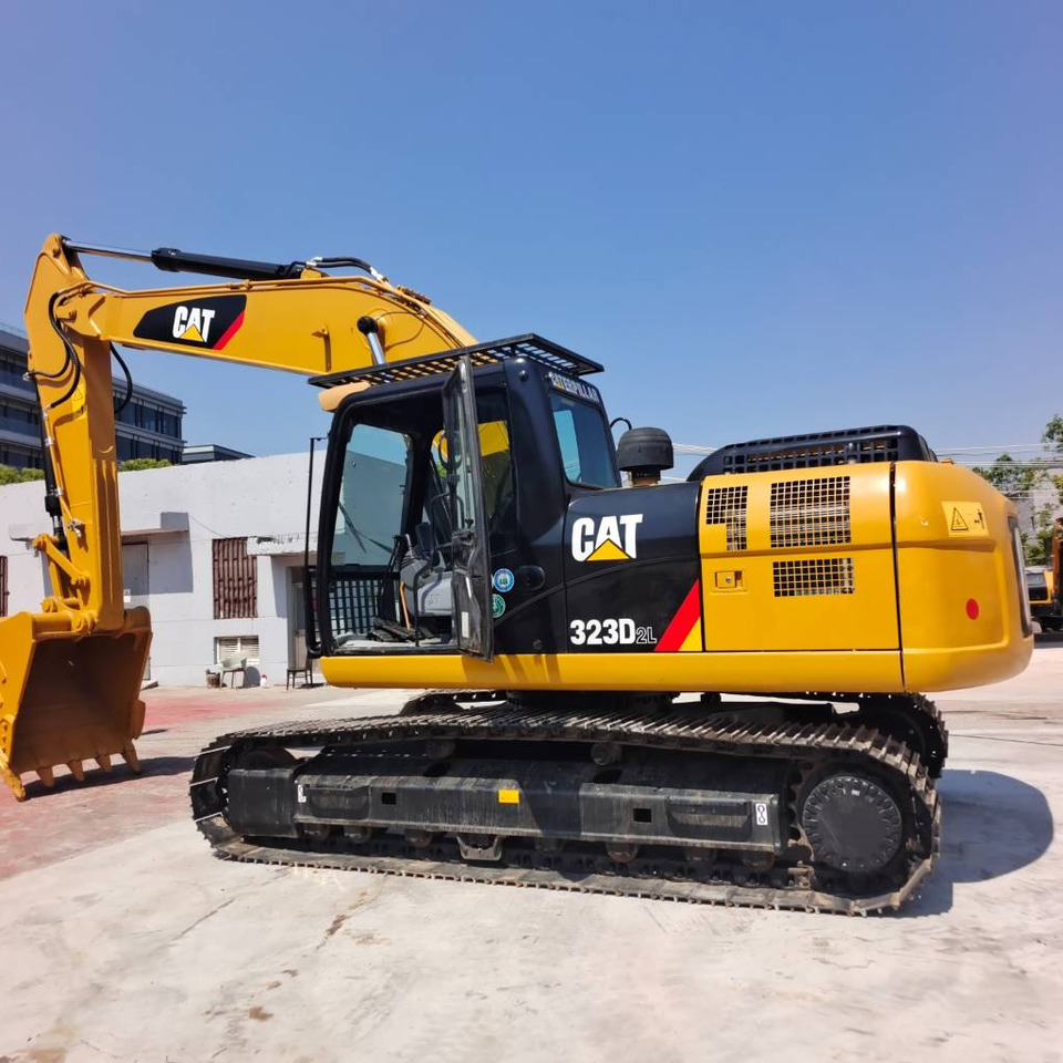 CAT 320 D2L - Багер гасеничар: слика 1 CAT 320 D2L - Багер гасеничар: слика 1