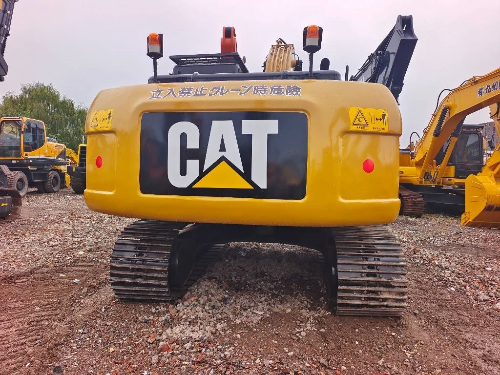 CAT 320D - Багер гасеничар: слика 3 CAT 320D - Багер гасеничар: слика 3