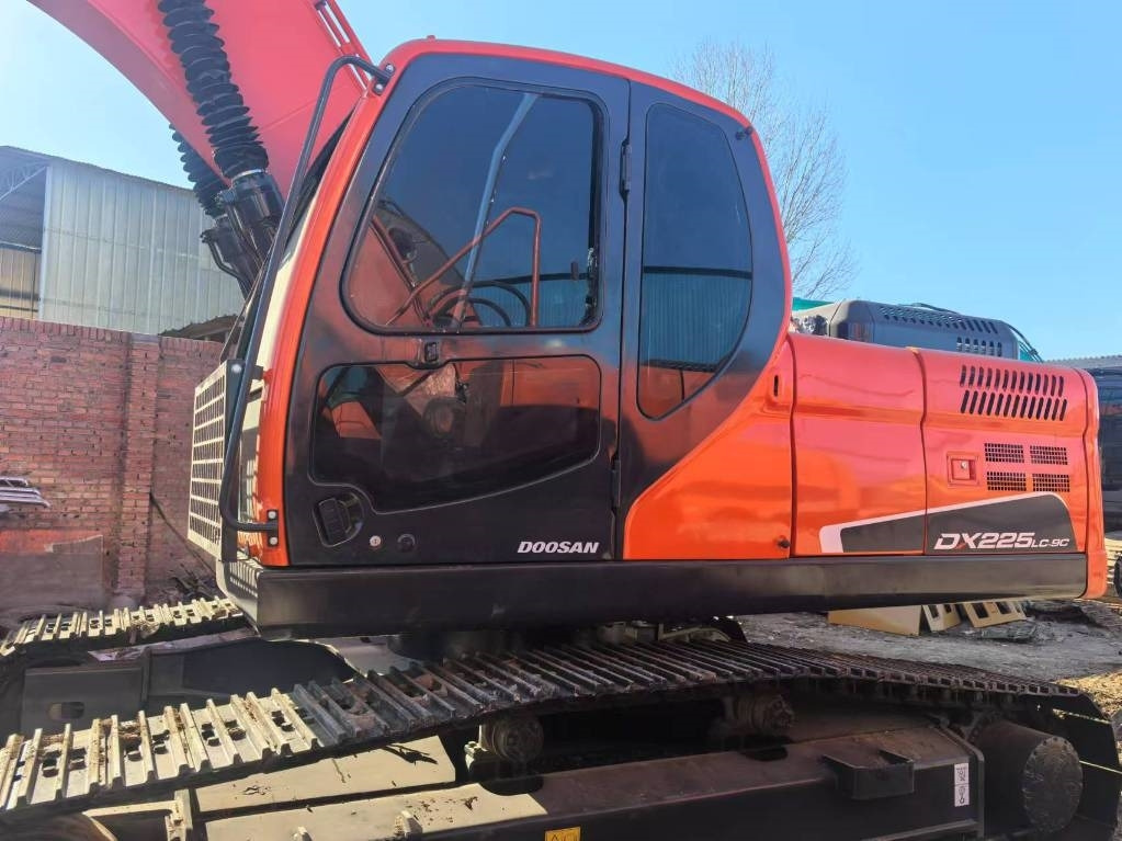 Doosan DX 225 LC - Багер гасеничар: слика 2 Doosan DX 225 LC - Багер гасеничар: слика 2