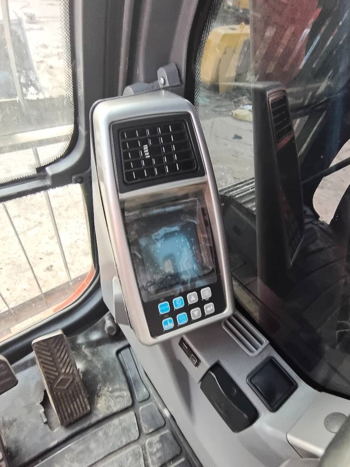 Doosan DX 225 LC - Багер гасеничар: слика 3 Doosan DX 225 LC - Багер гасеничар: слика 3