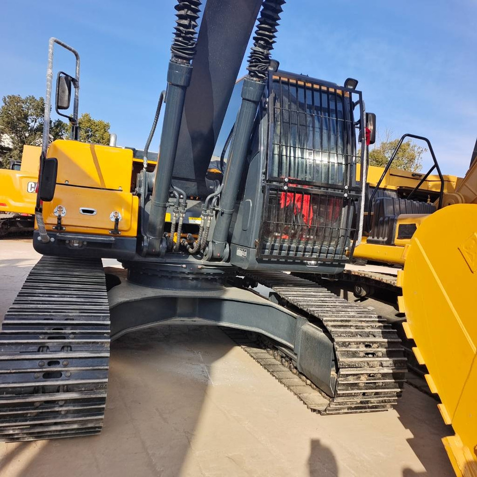 Hyundai 220LC-9T - Багер гасеничар: слика 1 Hyundai 220LC-9T - Багер гасеничар: слика 1