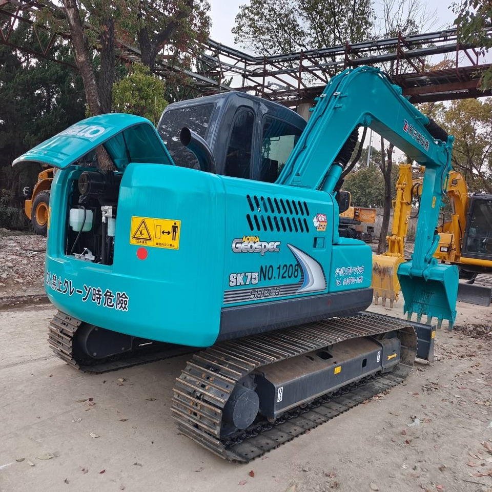 Kobelco SK 75 CSR - Багер гасеничар: слика 2 Kobelco SK 75 CSR - Багер гасеничар: слика 2