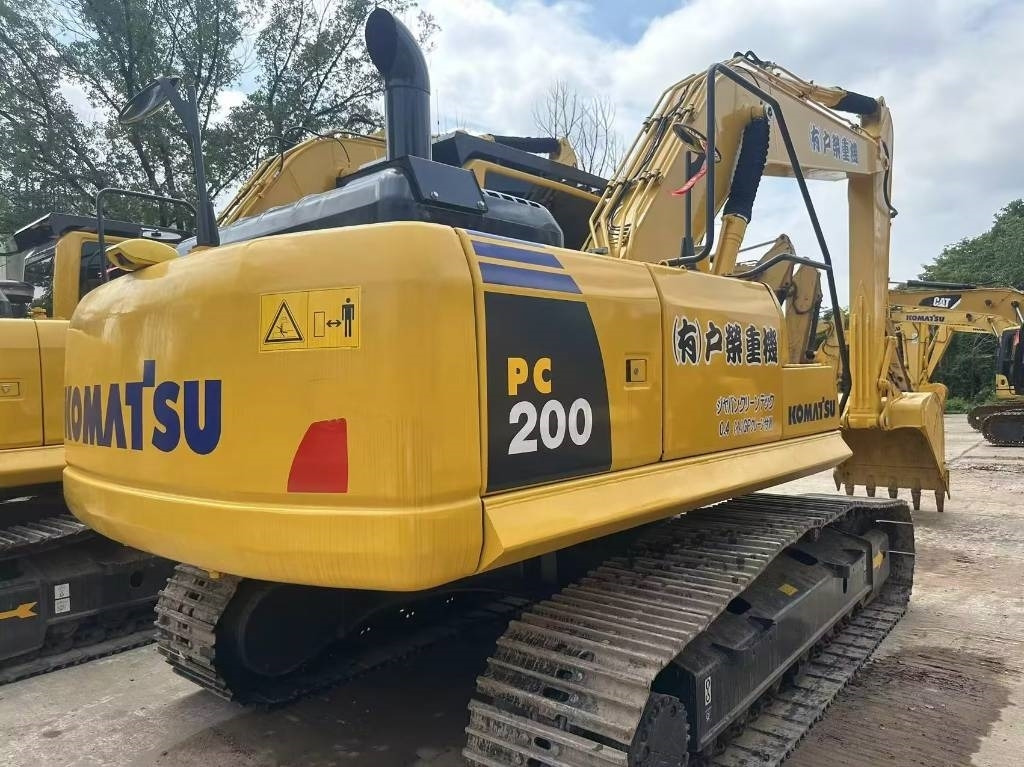 Komatsu PC 200 8N - Багер гасеничар: слика 2 Komatsu PC 200 8N - Багер гасеничар: слика 2