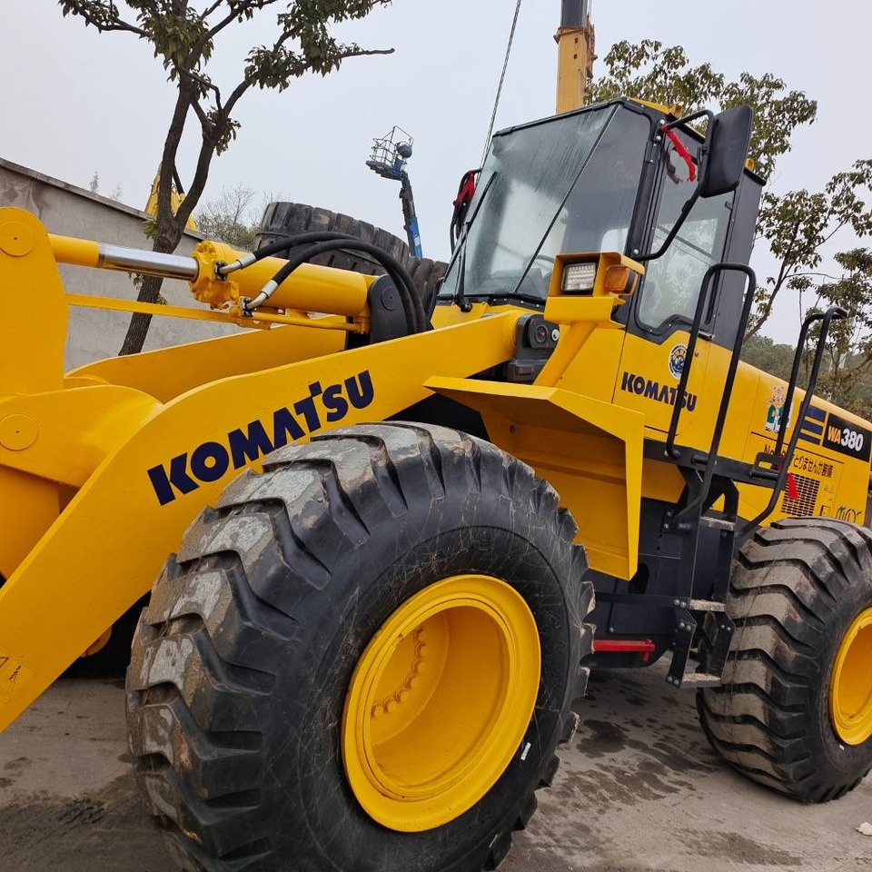 Komatsu WA 380 - Натоварувач на тркала: слика 5 Komatsu WA 380 - Натоварувач на тркала: слика 5