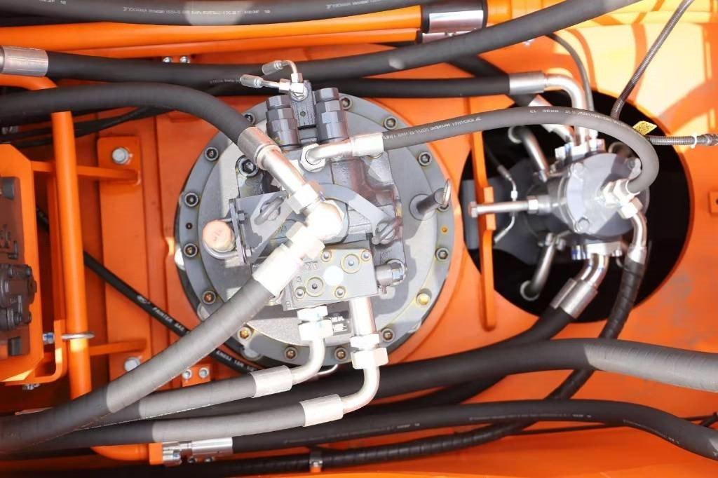 Lonking LG 6245 F G4 100% brand new machine - Багер гасеничар: слика 5 Lonking LG 6245 F G4 100% brand new machine - Багер гасеничар: слика 5