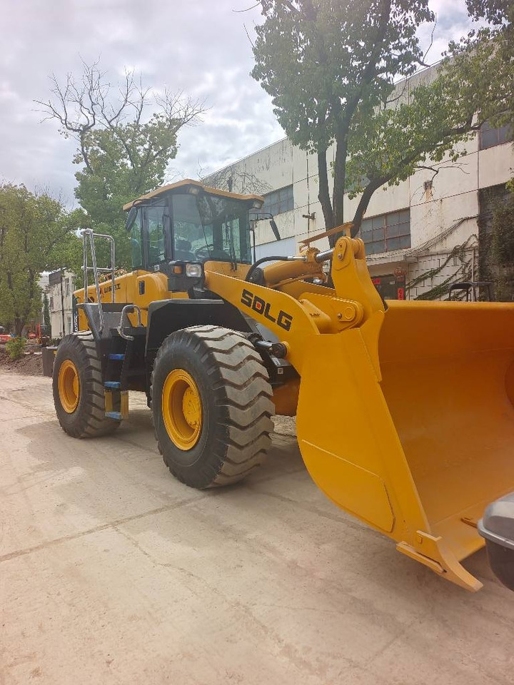 SDLG 956L - Натоварувач на тркала: слика 1 SDLG 956L - Натоварувач на тркала: слика 1