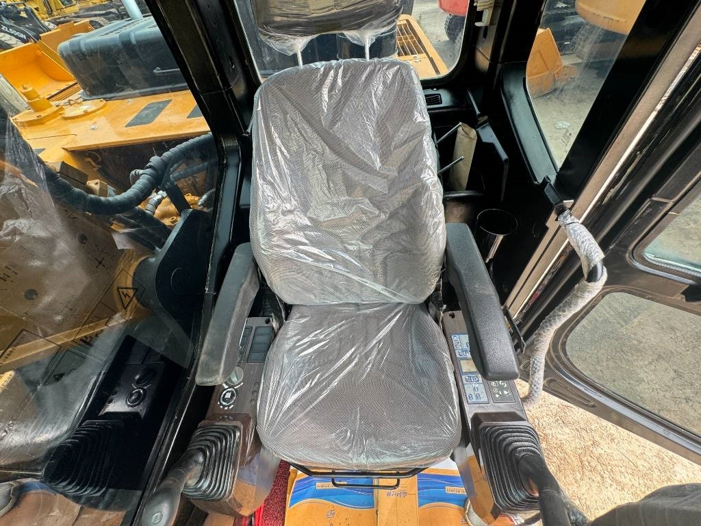 Sany SY 215 H - Багер гасеничар: слика 3 Sany SY 215 H - Багер гасеничар: слика 3