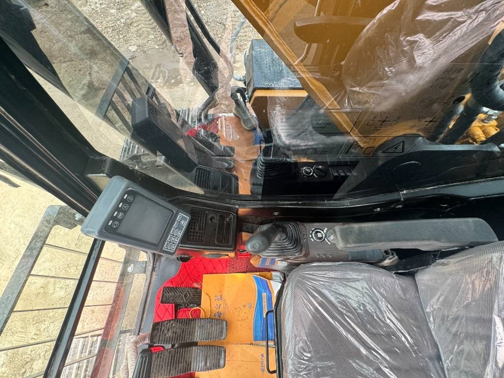 Sany SY 215 H - Багер гасеничар: слика 4 Sany SY 215 H - Багер гасеничар: слика 4