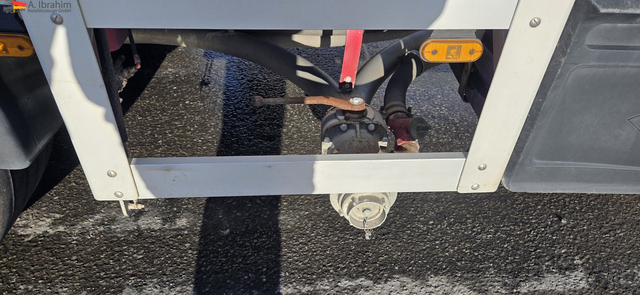 Feldbinder EUT 40.3 Liftachse, Scheibenbremse Topzustand | einsatzbereit - Полуприколка силос: слика 2 Feldbinder EUT 40.3 Liftachse, Scheibenbremse Topzustand | einsatzbereit - Полуприколка силос: слика 2