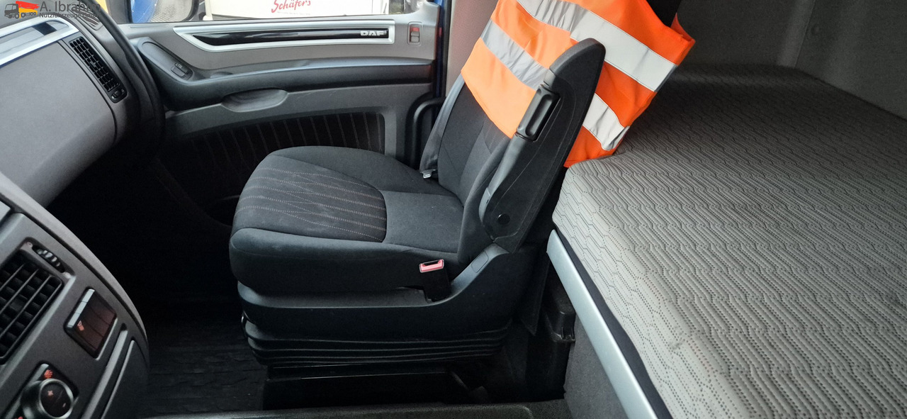 Камион влекач Daf XF450 FT Retarder, sehr sauber: слика 6