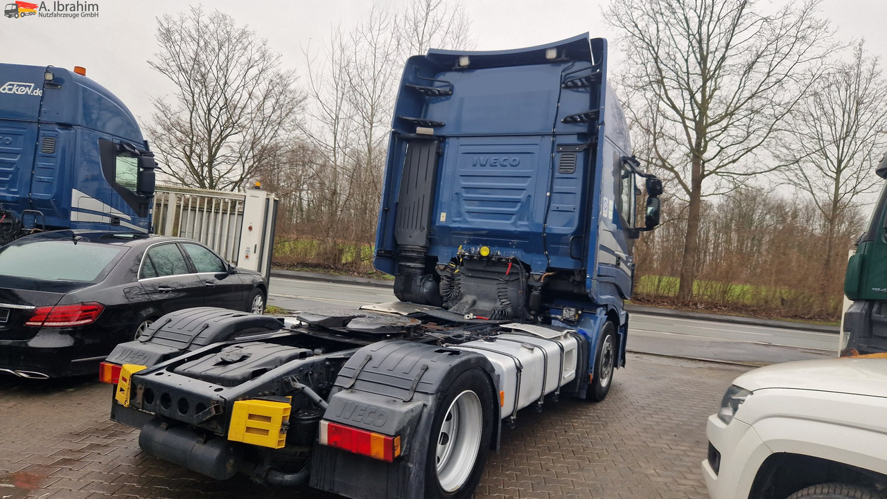 Iveco AS440T Lowdeck Stralis 450 Euro 6 deutsches Fahrzeug 1. Hand - Камион влекач: слика 2 Iveco AS440T Lowdeck Stralis 450 Euro 6 deutsches Fahrzeug 1. Hand - Камион влекач: слика 2