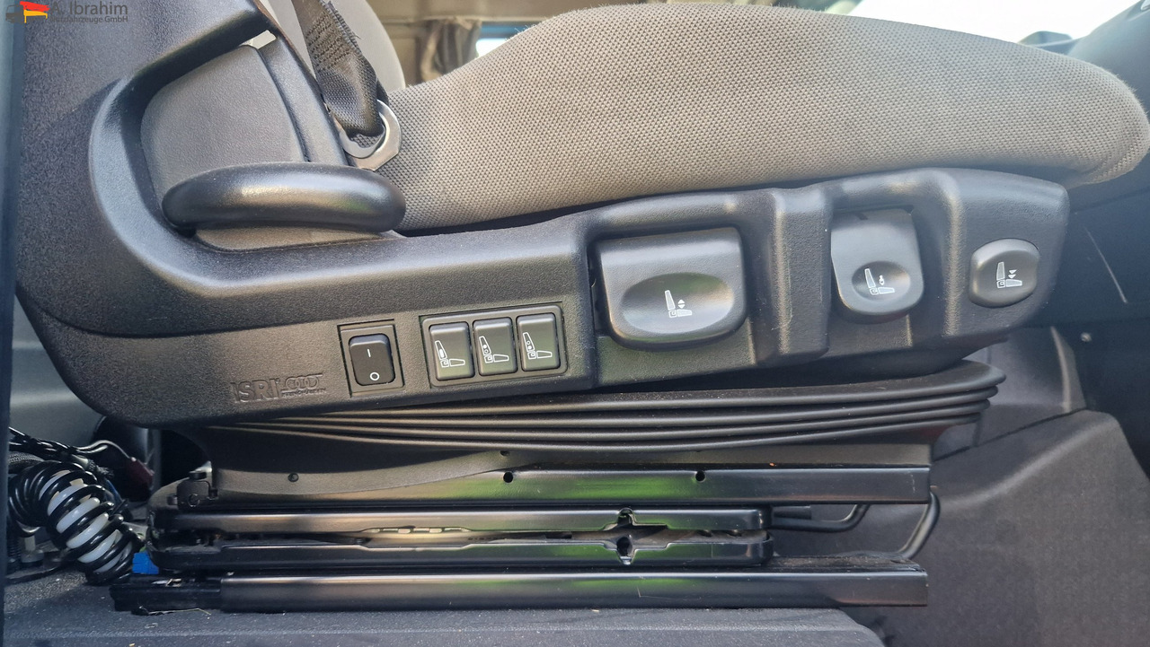 Iveco Stralis 460 Vollspoiler 3x vorhanden - Камион влекач: слика 4 Iveco Stralis 460 Vollspoiler 3x vorhanden - Камион влекач: слика 4