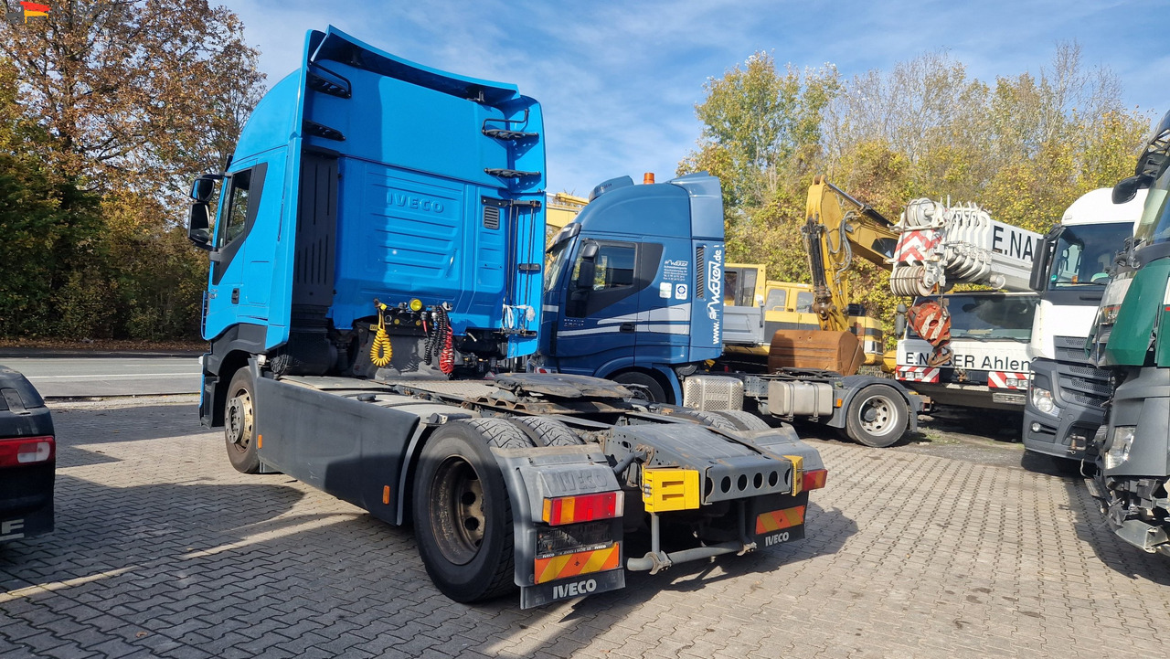 Iveco Stralis 460 Vollspoiler 3x vorhanden - Камион влекач: слика 2 Iveco Stralis 460 Vollspoiler 3x vorhanden - Камион влекач: слика 2