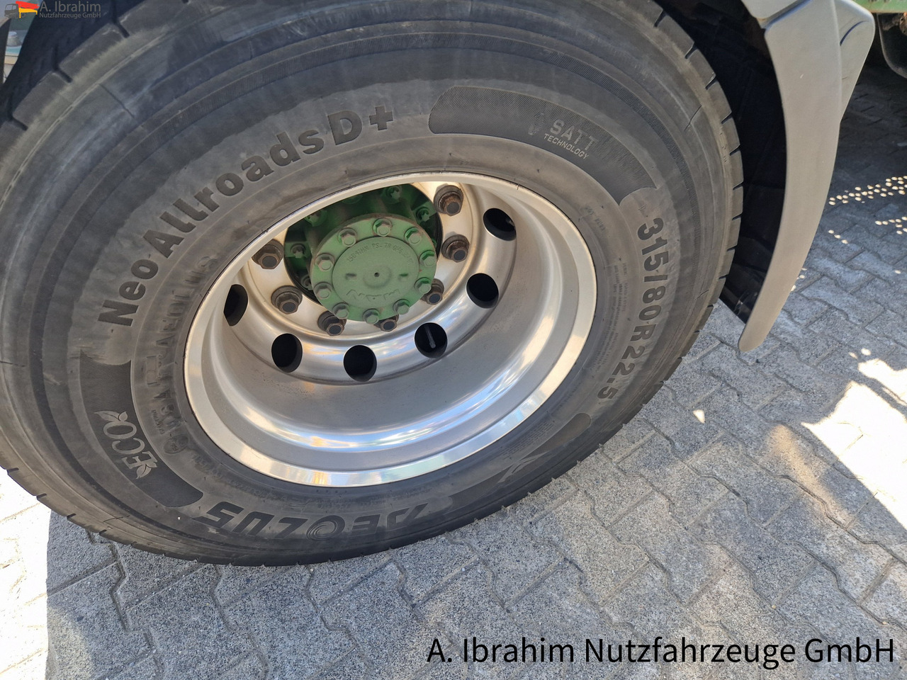 MAN TGS 18.400 4X2BLS PTO für Kompressor - Камион влекач: слика 2 MAN TGS 18.400 4X2BLS PTO für Kompressor - Камион влекач: слика 2