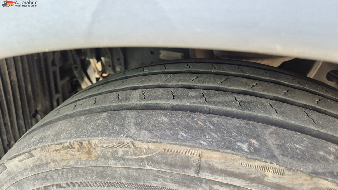 MAN TGX 18.440 Retarder, Klima, Standklima PTU für Kompressor - Камион влекач: слика 5 MAN TGX 18.440 Retarder, Klima, Standklima PTU für Kompressor - Камион влекач: слика 5