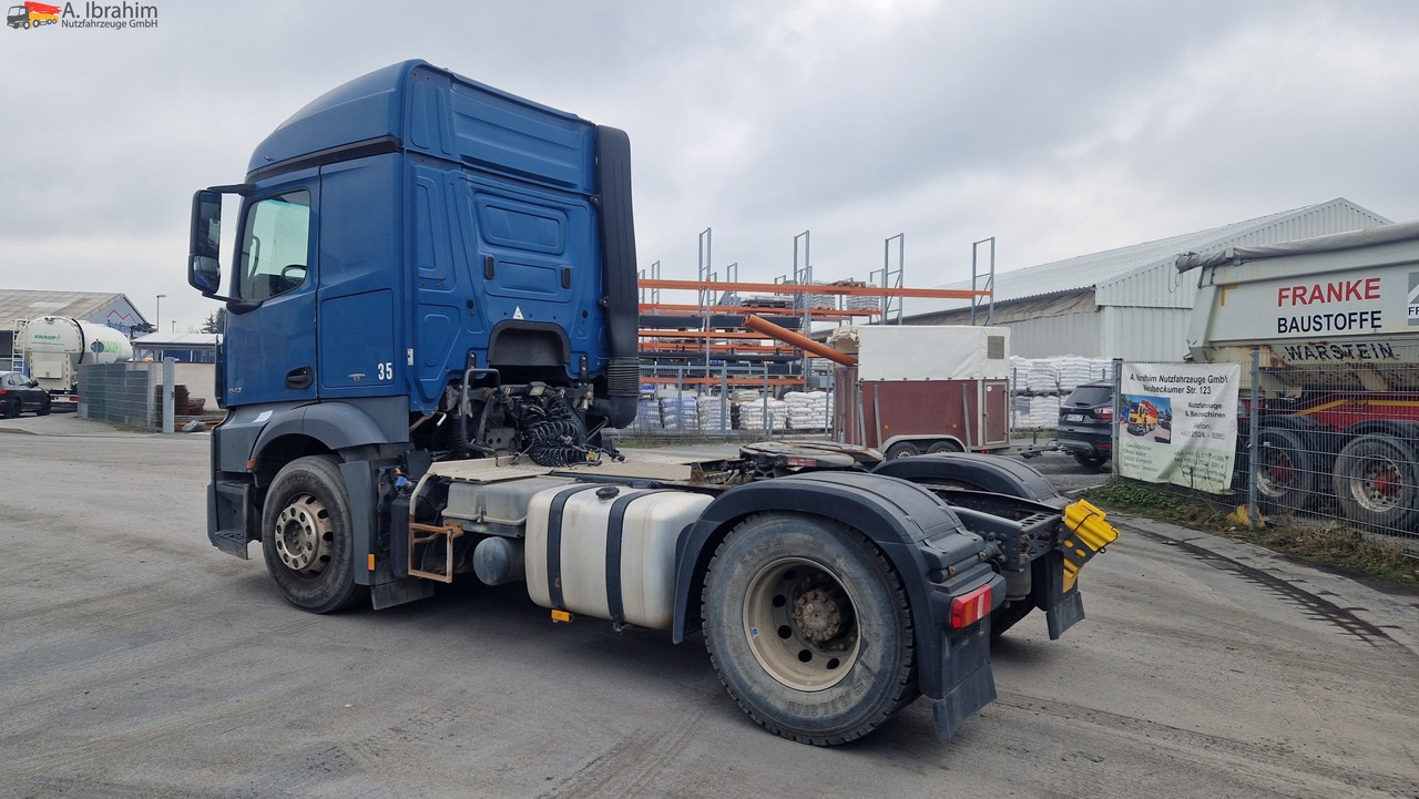 Mercedes-Benz 1843 Kipphydraulik, Standklima - Камион влекач: слика 2 Mercedes-Benz 1843 Kipphydraulik, Standklima - Камион влекач: слика 2