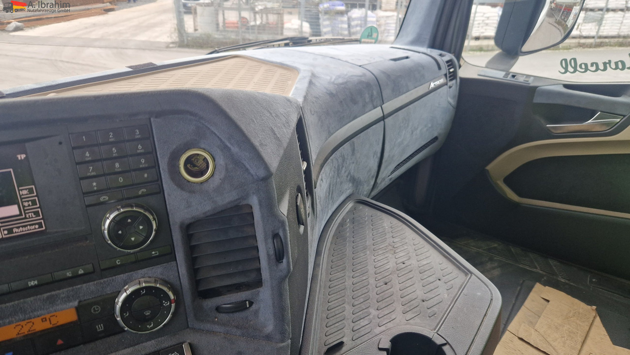 Mercedes-Benz 1845 Kipphydraulik - Камион влекач: слика 3 Mercedes-Benz 1845 Kipphydraulik - Камион влекач: слика 3