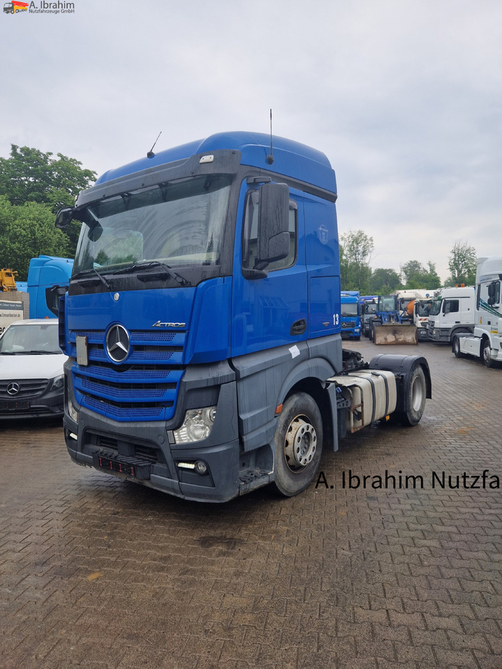 Mercedes-Benz 1845 Retarder Klima, Kühlschrank deutsches Fahrzeug - Камион влекач: слика 1 Mercedes-Benz 1845 Retarder Klima, Kühlschrank deutsches Fahrzeug - Камион влекач: слика 1