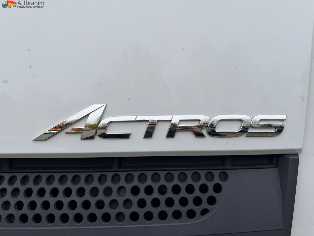 Mercedes-Benz Actros 1846LS Streamspace | Retarder | Blatt Luft | Original Kilometer - Камион влекач: слика 5 Mercedes-Benz Actros 1846LS Streamspace | Retarder | Blatt Luft | Original Kilometer - Камион влекач: слика 5