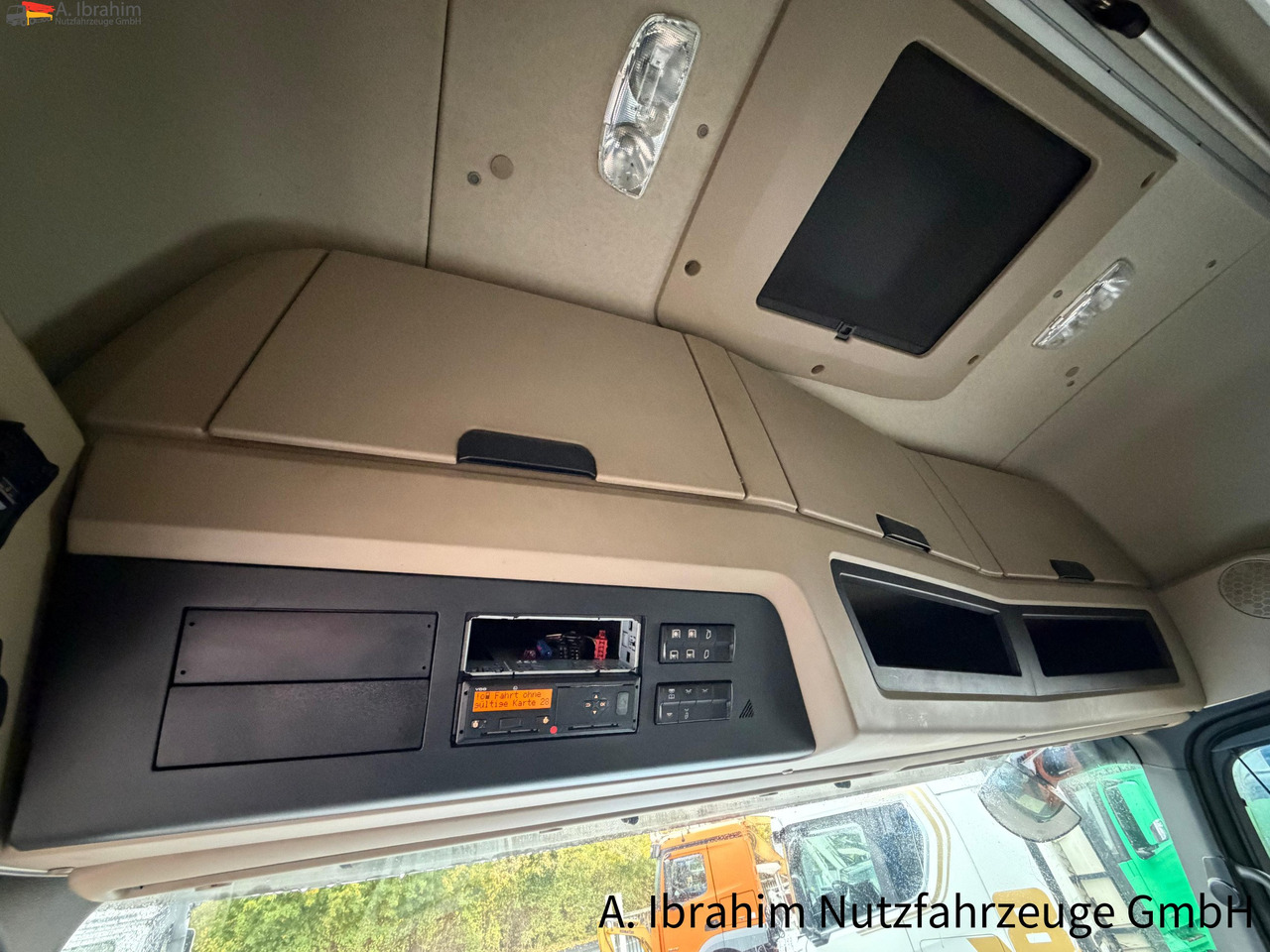 Mercedes-Benz Actros 1848 BigSpace | Retarder | Spoiler | Schubbodenhydraulik | 4x2 - Камион влекач: слика 2 Mercedes-Benz Actros 1848 BigSpace | Retarder | Spoiler | Schubbodenhydraulik | 4x2 - Камион влекач: слика 2