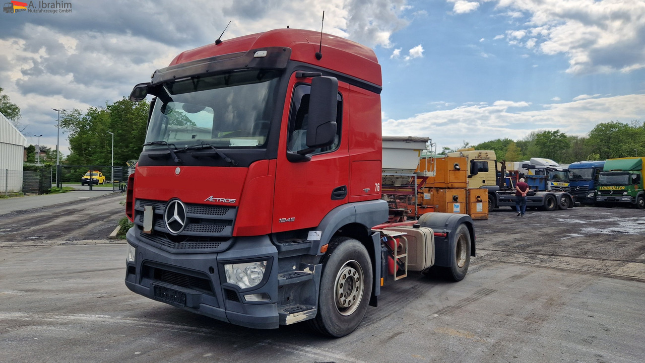 Mercedes-Benz DB 1843 Retarder Kipphydraulik - Камион влекач: слика 1 Mercedes-Benz DB 1843 Retarder Kipphydraulik - Камион влекач: слика 1