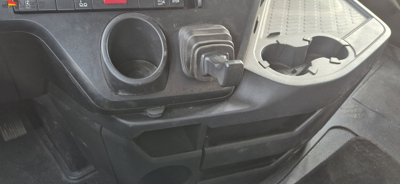 Mercedes-Benz DB 2853 4x4x2H Retarder - Камион влекач: слика 2 Mercedes-Benz DB 2853 4x4x2H Retarder - Камион влекач: слика 2