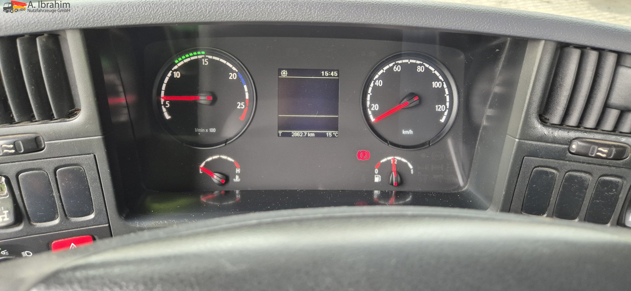 Scania R560 | 6x4 | V8 | Blatt Blatt | Schaltgetriebe 3x identisch vorhanden - Камион влекач: слика 4 Scania R560 | 6x4 | V8 | Blatt Blatt | Schaltgetriebe 3x identisch vorhanden - Камион влекач: слика 4