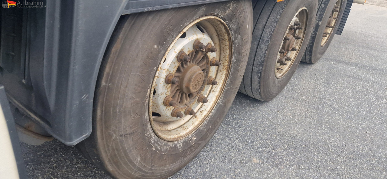 Krone SD Deutscher Auflieger, Pritsche Plane Edscha - Полуприколка со церада: слика 4 Krone SD Deutscher Auflieger, Pritsche Plane Edscha - Полуприколка со церада: слика 4