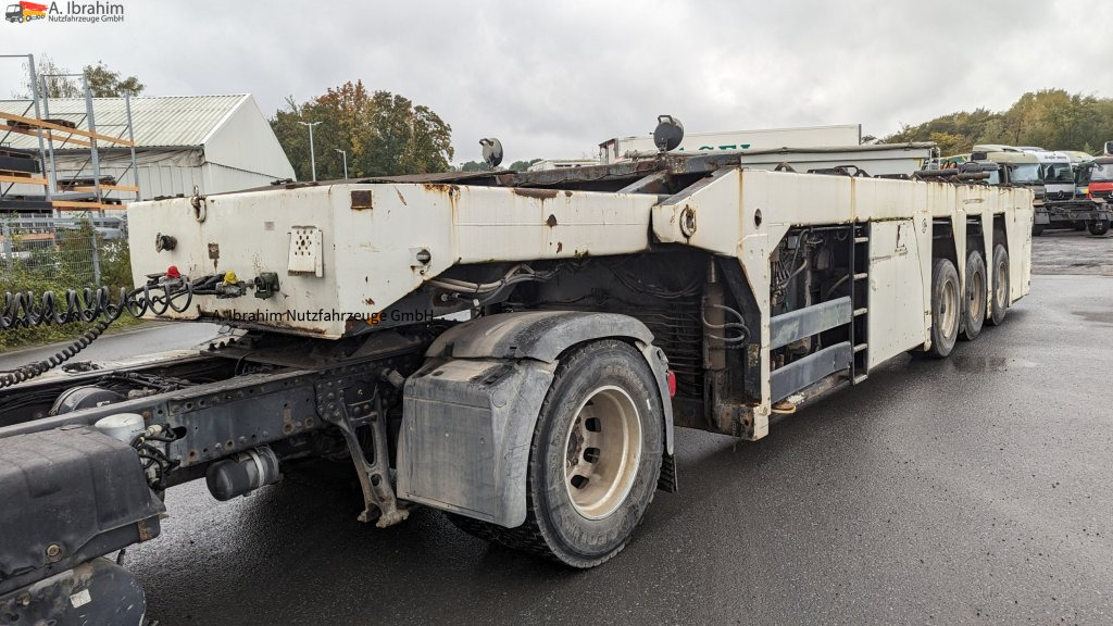 Langendorf SBT 27/33 Innenlader, hydr. Schwanenhals - Полуприколка за низок утовар: слика 1 Langendorf SBT 27/33 Innenlader, hydr. Schwanenhals - Полуприколка за низок утовар: слика 1