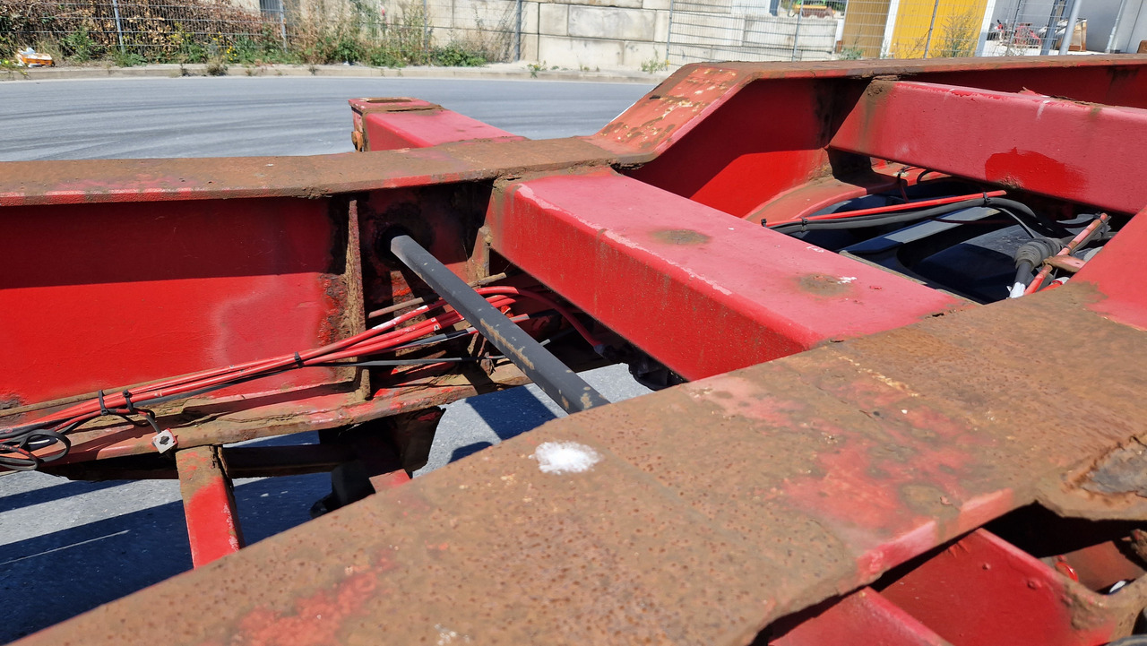 MAFA  20.30.40. ft Containerchassis - Транспортер на контејнер/ Полуприколка со променливо тело: слика 4 MAFA  20.30.40. ft Containerchassis - Транспортер на контејнер/ Полуприколка со променливо тело: слика 4