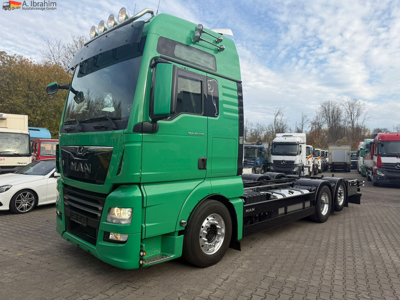 MAN TGX 26.510 Retarder | 6x2 | Klima Euro 6d | Full Service Truck - Камион со кабинска шасија: слика 1 MAN TGX 26.510 Retarder | 6x2 | Klima Euro 6d | Full Service Truck - Камион со кабинска шасија: слика 1